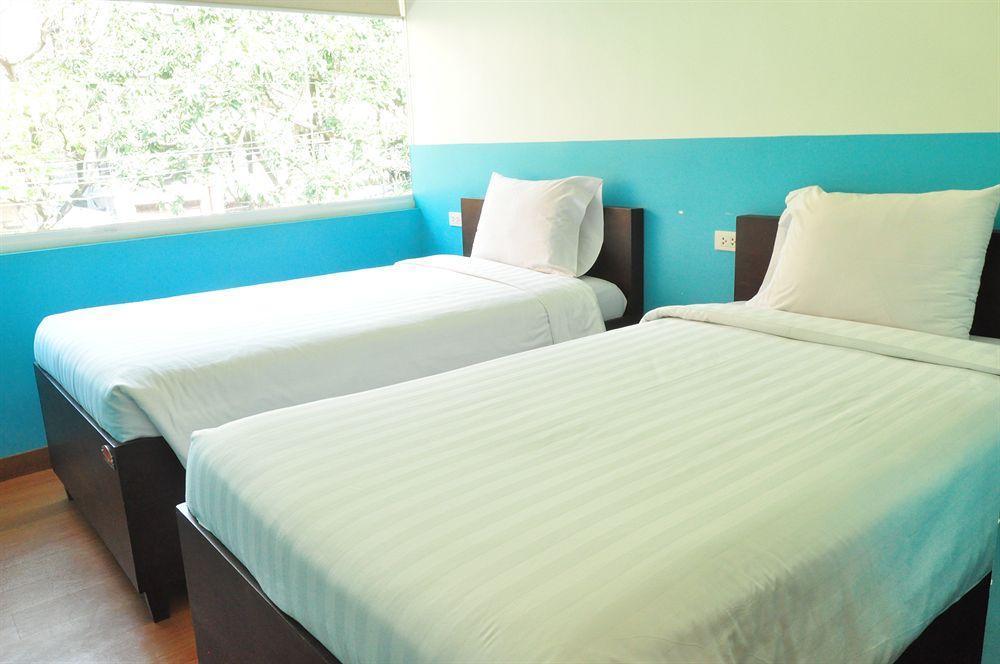Hostellery Манила Экстерьер фото