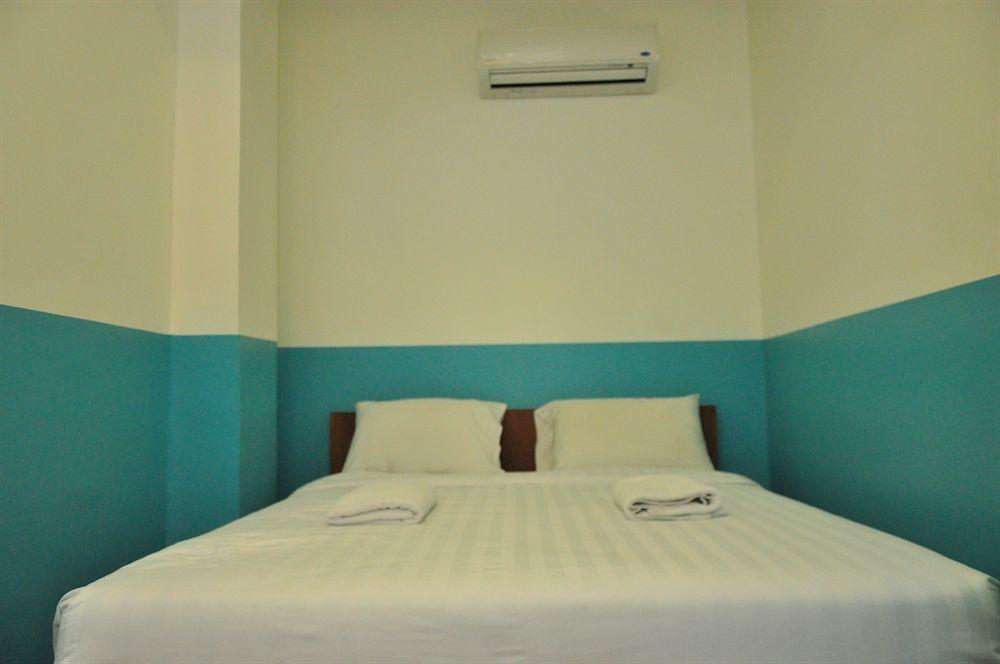 Hostellery Манила Экстерьер фото